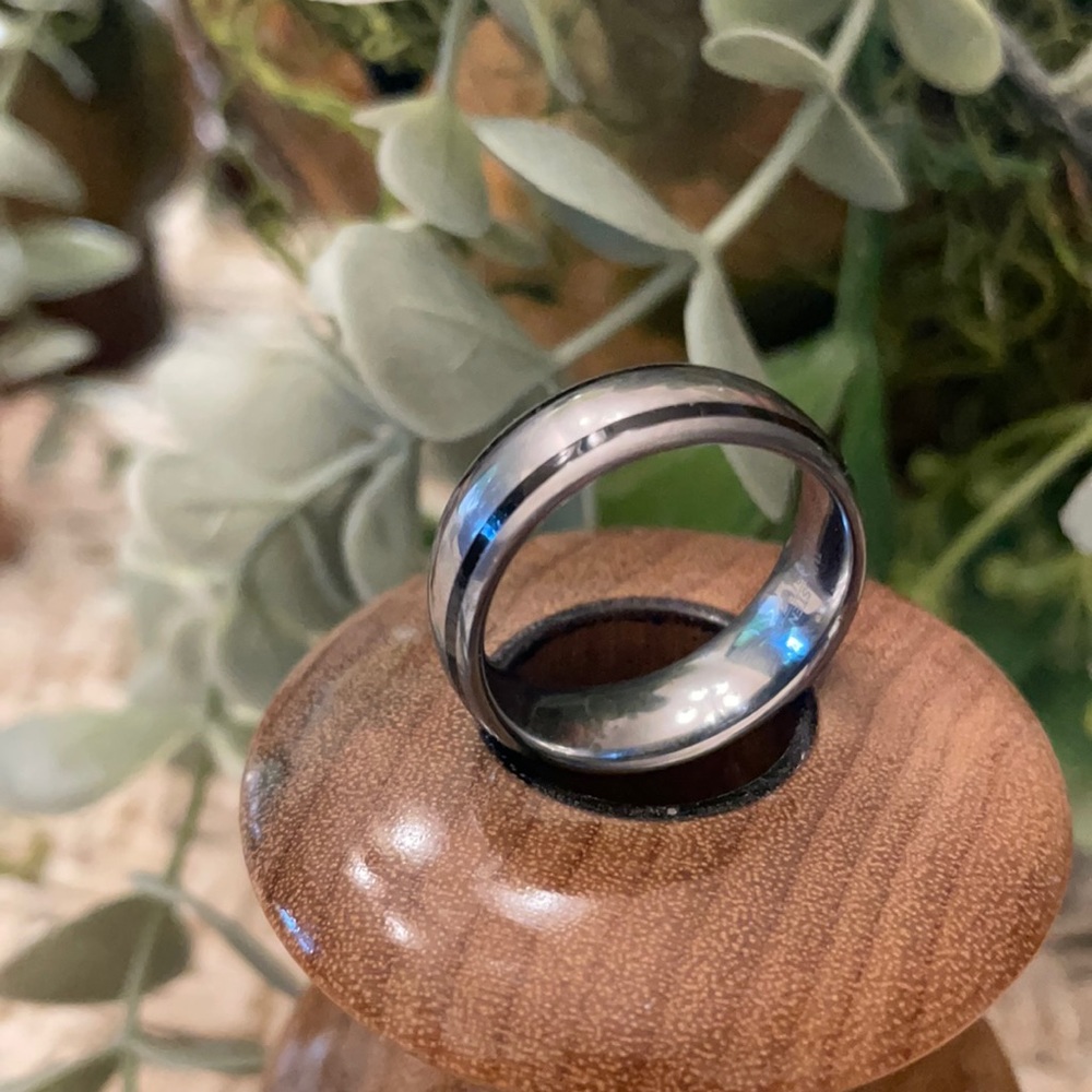 Tungsten Carbide Men’s Ring Silver w/Black Inlays